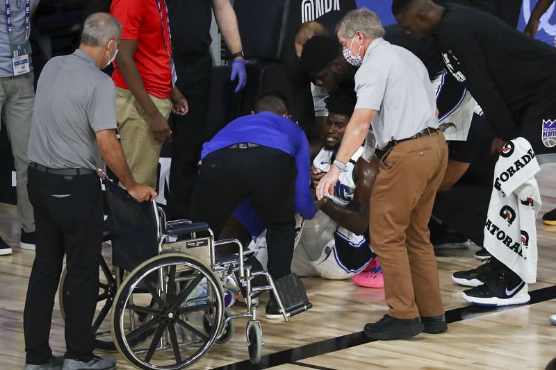 Jonathan Isaac was led off the floor on a wheelchair after his fall in today&#039;s NBA game