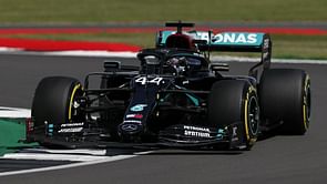 Hamilton tops Bottas for home pole after qualifying spin