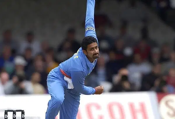 Anil Kumble finished as the leading wicket-taker in Tests and ODIs combined in the year 1996