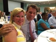 पत्नी के साथ जेबीएल