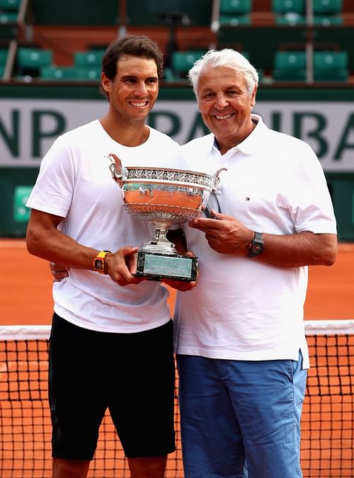 Rafael Nadal (l) with his father Sebastian Nadal at French Open 2017