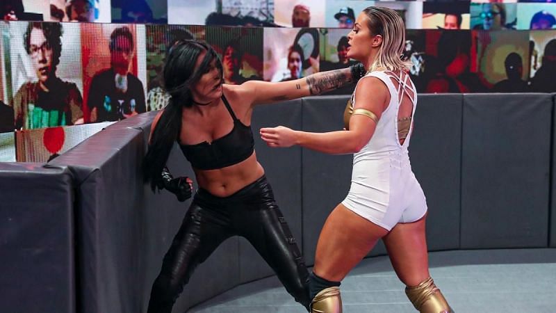 Sonya Deville vs Mandy Rose at WWE SummerSlam
