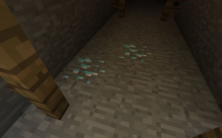 Diamonds inside Mineshaft (Image credits: Minecraft Seed HQ)