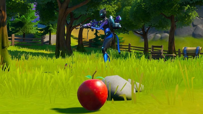 Apples are consumable and will act as a key item in the Free Fortnite Cup (Image credits: Guide Stash)