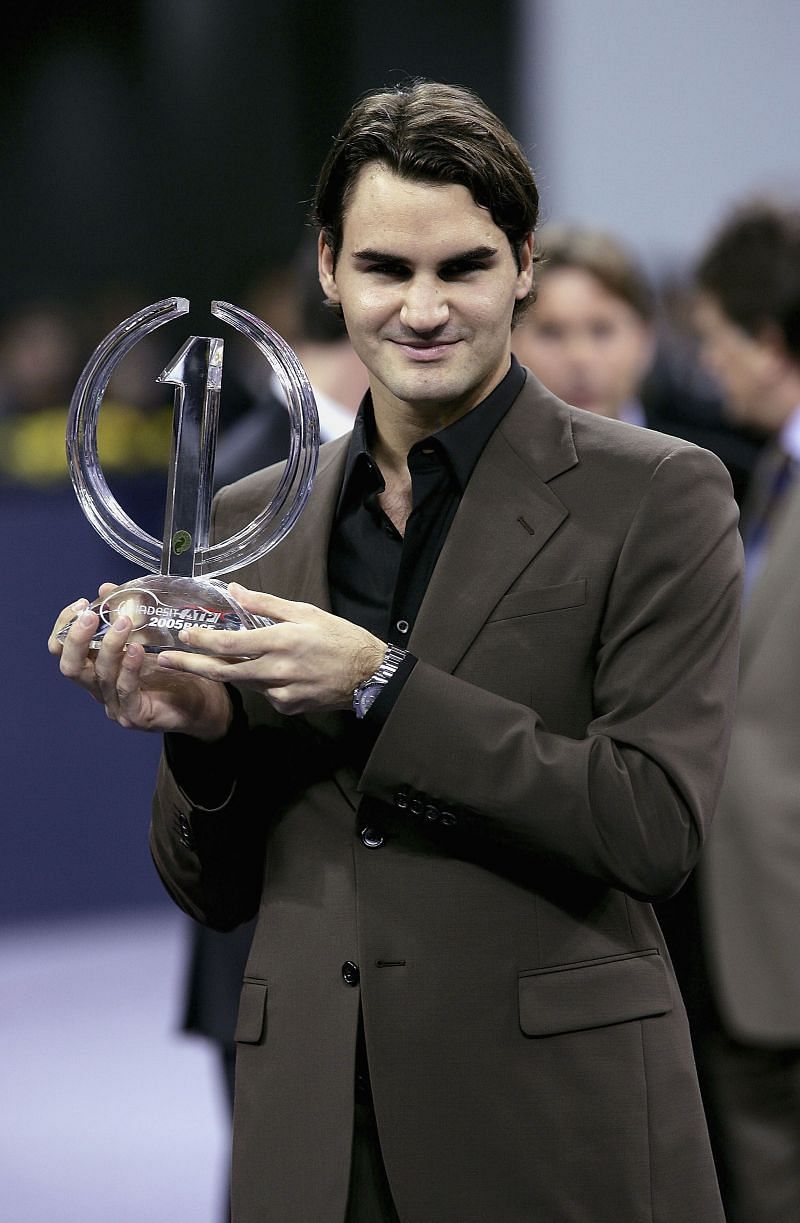 Roger Federer with the year-ending No. 1 ranking in 2005
