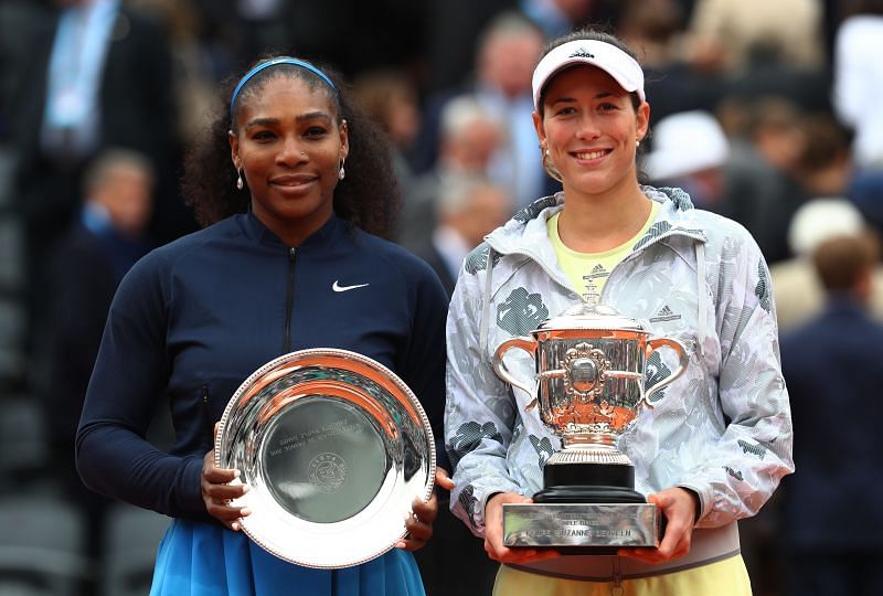 Serena Williams (L) and Garbine Muguruza at French Open 2016
