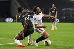 Aaron Wan-Bissaka was "dead on his feet" against Sevilla, says Manchester United legend Paul Scholes | UEFA Europa League 2019-20