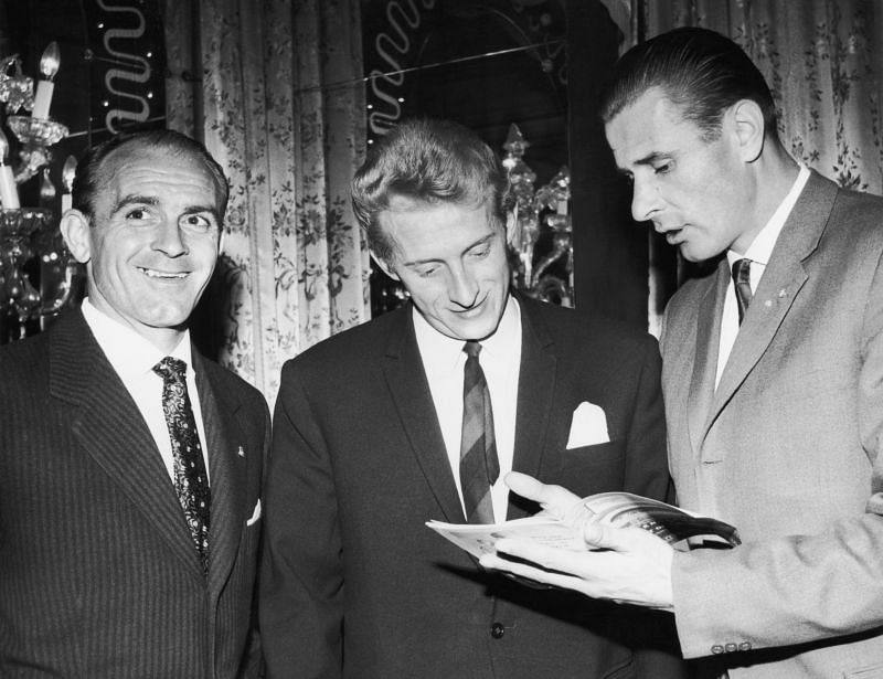 Alfredo Di Stefano (L) alongside Denis Law and Lev Yashin