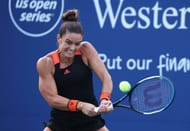 Maria Sakkari plays a backhand