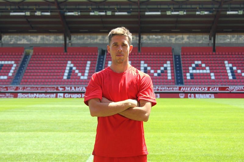 Alberto Noguera at CD Numancia.