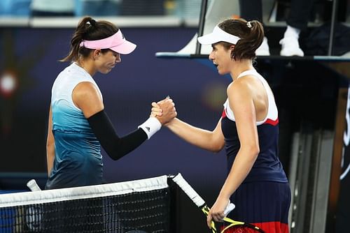 Garbine Muguruza (L) and Johanna Konta