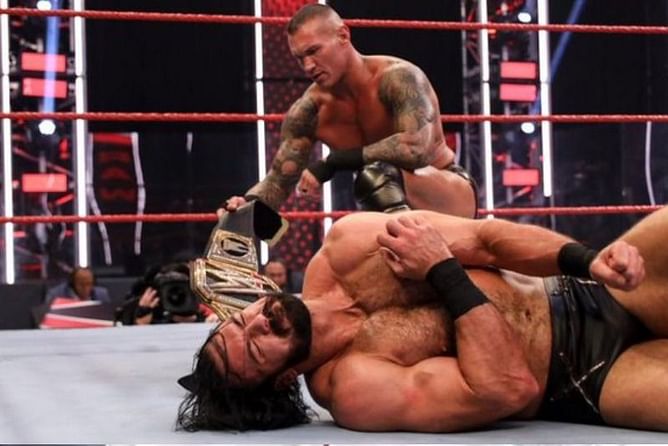 4 कारण क्यों ड्रू मैकइंटायर को WWE चैंपियनशिप हार जाना चाहिए