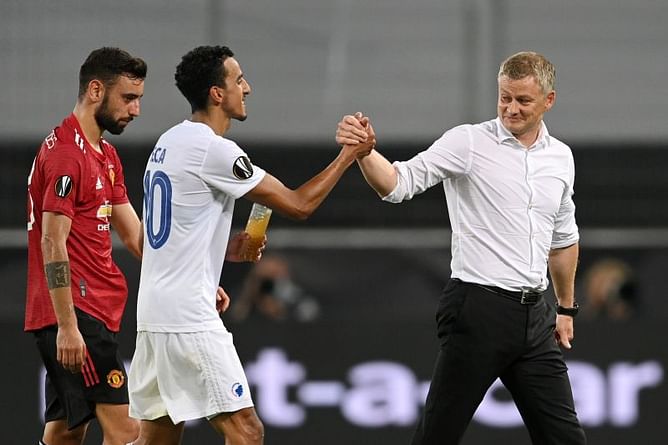 Reports: Manchester United manager Ole Gunnar Solskjaer impressed by Marcos Rojo in training