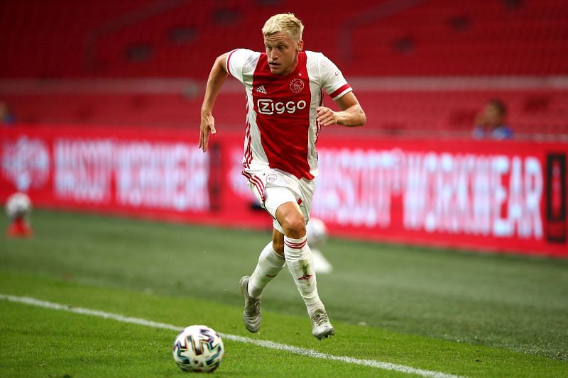 &nbsp;New Manchester United signing Donny van de Beek in action for Ajax