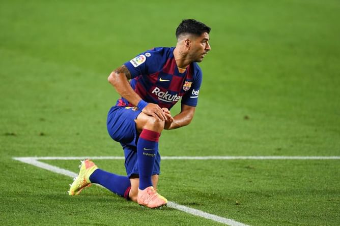 Reports: Luis Suarez's move to Juventus faces obstacles