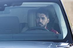 Reports: Luis Suarez set to stay at Barcelona this season