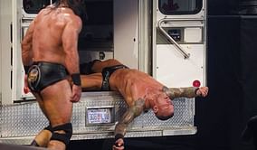 रैंडी ऑर्टन के ऊपर WWE के दिग्गजों द्वारा किए गए हमले के बाद ट्विटर पर आया प्रतिक्रियाओं का सैलाब