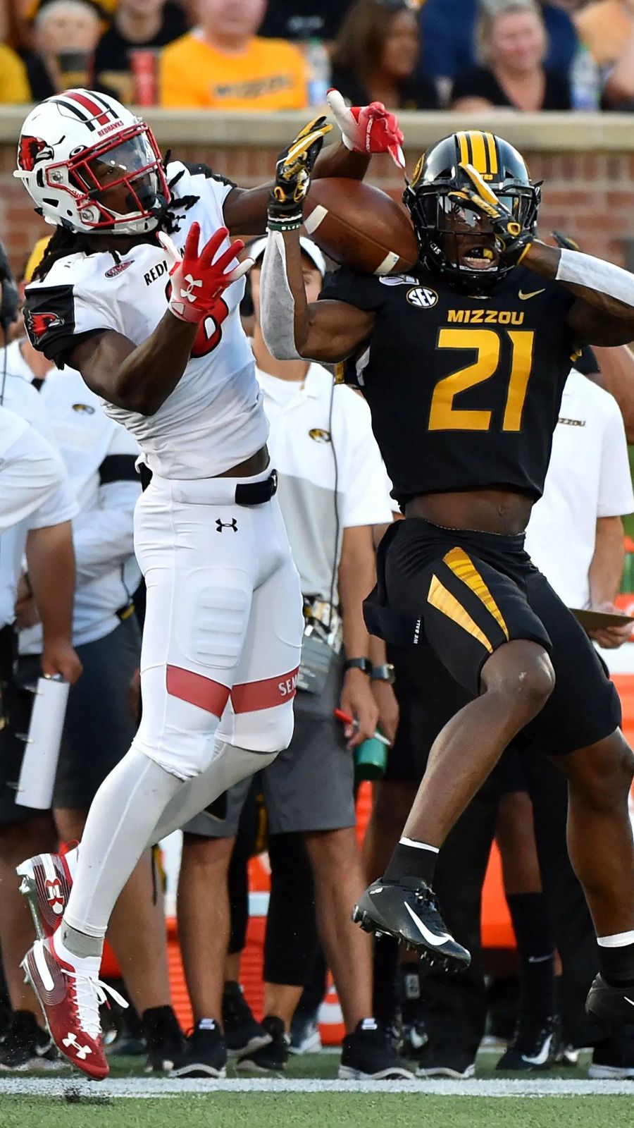 New England Patriots wide receiver Kristian Wilkerson (17) warms