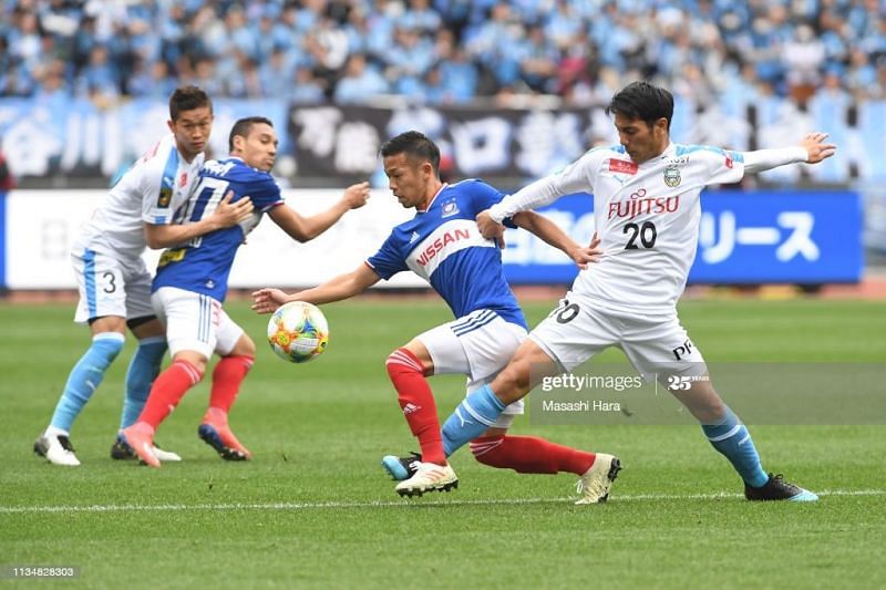 Yokohama F Marinos Vs Kawasaki Frontale Prediction Preview Team News And More J1 League