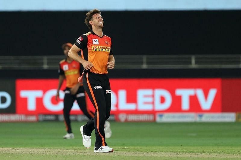 Mitchell Marsh was injured in his first over for SRH.
