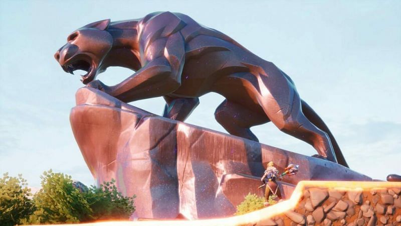 giant panther statue