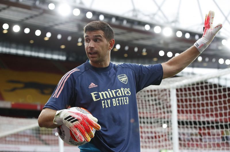 Emiliano Martinez set to undergo medical with Aston Villa this week