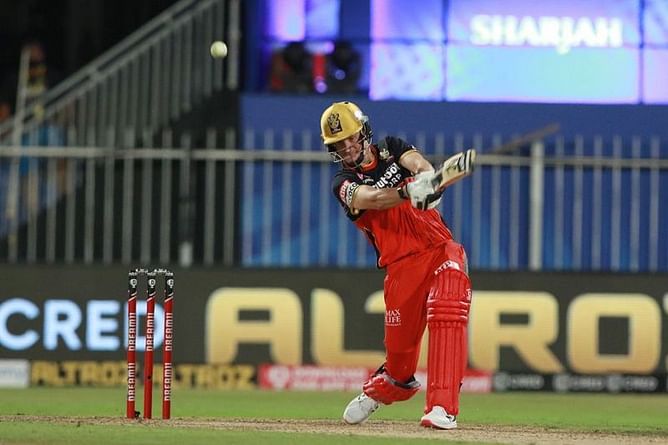 IPL 2020, Twitter Reactions - बैंगलोर की बल्लेबाजी को लेकर ट्विटर पर आई प्रतिक्रियाएं