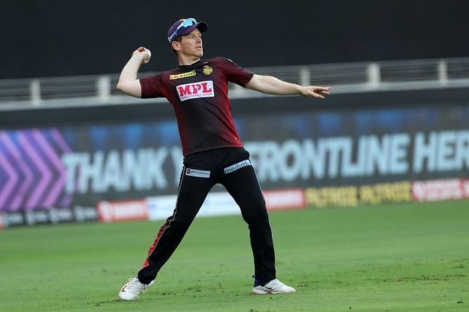 IPL 2020 - केकेआर के पूर्व स्पिनर ने बताया, क्यों दिनेश कार्तिक की जगह इयोन मोर्गन को टीम का कप्तान नहीं बनना चाहिए
