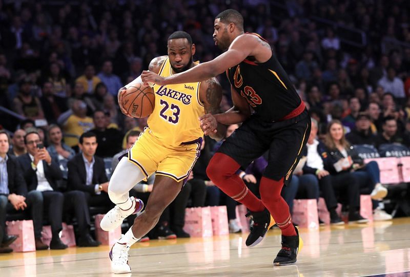 Cleveland Cavaliers vs Los Angeles Lakers