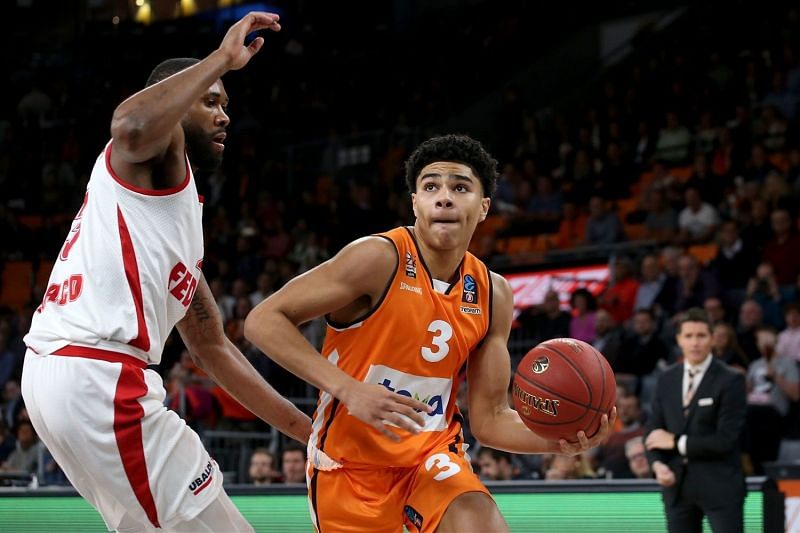 Hayes in action for Ulm [Image: eurocupbasketball.com]