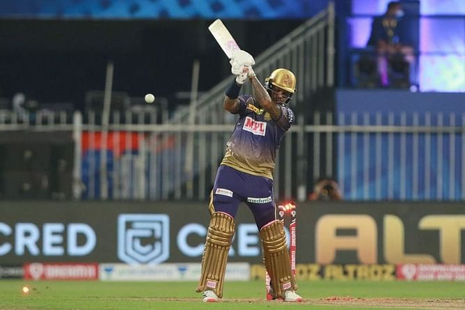 IPL 2020 - केकेआर को अभी भी सुनील नारेन पर भरोसा है - दिनेश कार्तिक