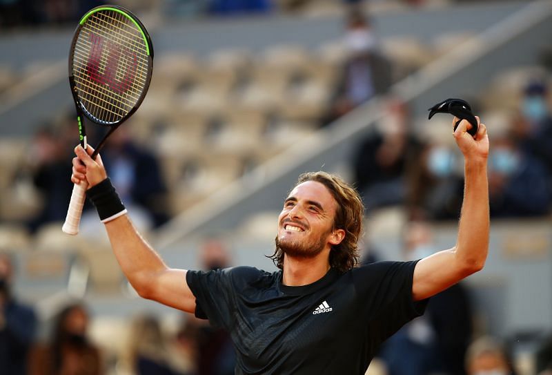 Stefanos Tsitsipas celebrates after winning the quarterfinal against Andrey Rublev at the 2020 French Open