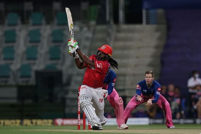 IPL 2020 - वीरेंदर सहवाग ने क्रिस गेल को टी20 क्रिकेट का डॉन ब्रैडमैन बताया