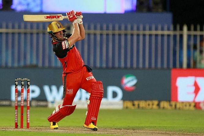 IPL 2020: 'When AB de Villiers plays, it seems that the pitch is different and the bowlers are ordinary' - Aakash Chopra