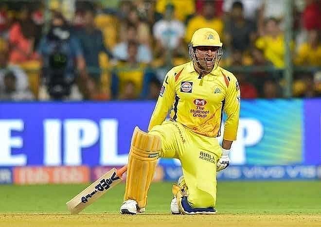 IPL 2020: 'MS Dhoni should play at least 10 overs and Chennai Super Kings must field an extra bowler' - Irfan Pathan