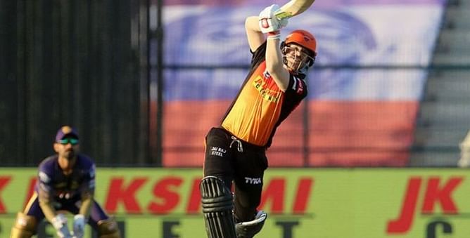 IPL 2020: डेविड वॉर्नर आईपीएल में सबसे तेज 5000 रन बनाने वाले बल्लेबाज बने