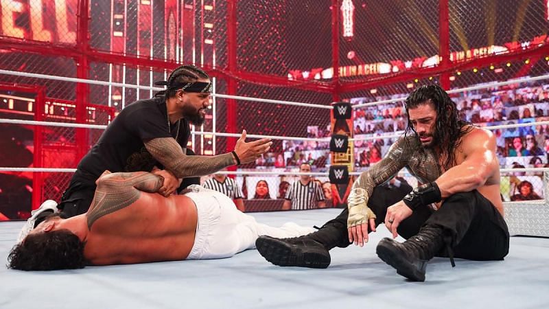 The emotional final moments of the WWE Universal Championship match.