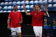 Karen Khachanov (L) and Daniil Medvedev