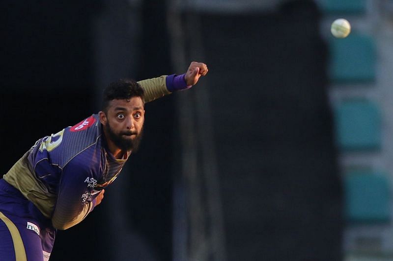 Varun Chakravarthy in action for KKR during IPL 2020. (Image credits: IPLT20.com)