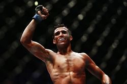 Charles Oliveira lobbies for UFC Lightweight title shot after Khabib's retirement