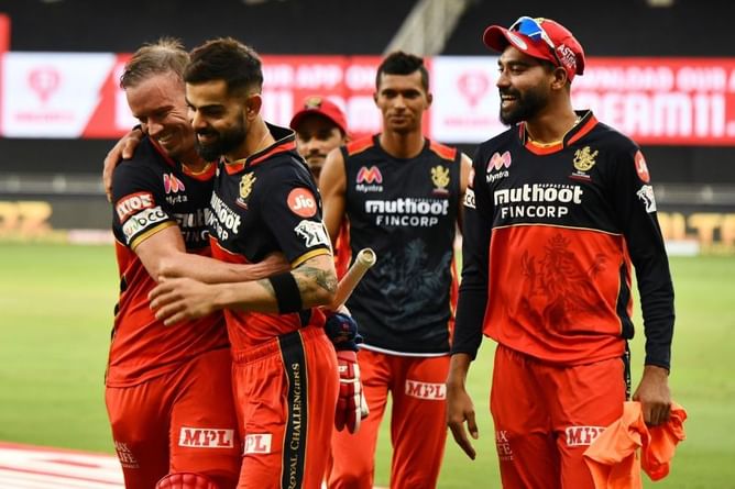 IPL 2020 - विराट कोहली ने एबी डीविलियर्स को इस सीजन का सबसे बड़ा मैच विनर बताया