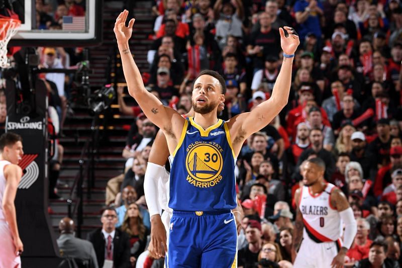 Stephen Curry against the Portland Trailblazers