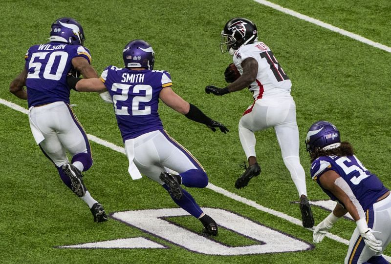 Minnesota Vikings are interested in shopping Safety Harrison Smith.