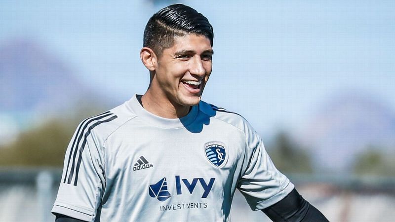 Alan Pulido has earned his first call-up from Mexico this month