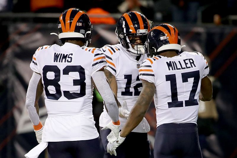 Allen Robinson (center) is an injury doubt for the Bears