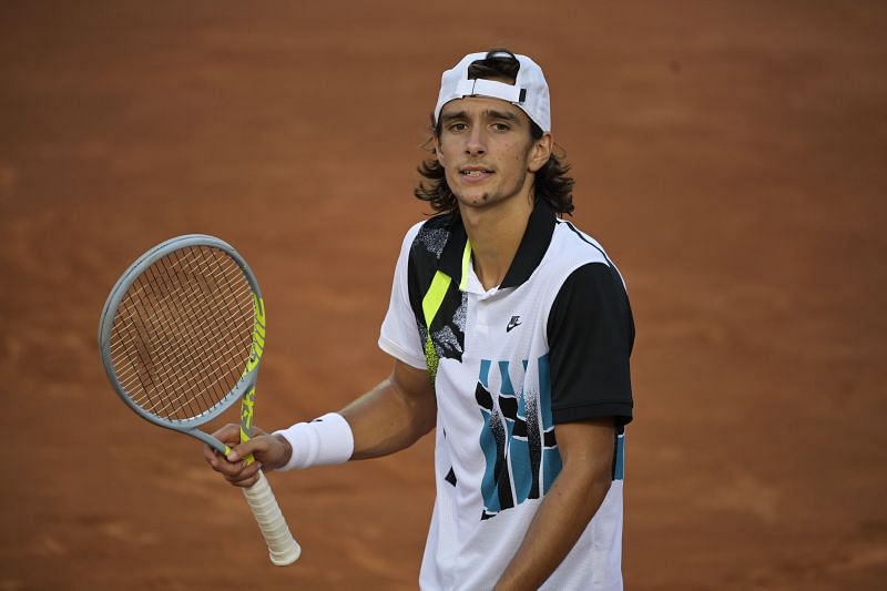 Roger Federer is an idol for young Lorenzo Musetti.