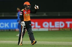 IPL 2020 - सनराइजर्स हैदराबाद के दो खिलाड़ी आरसीबी के खिलाफ मैच से हो सकते हैं बाहर