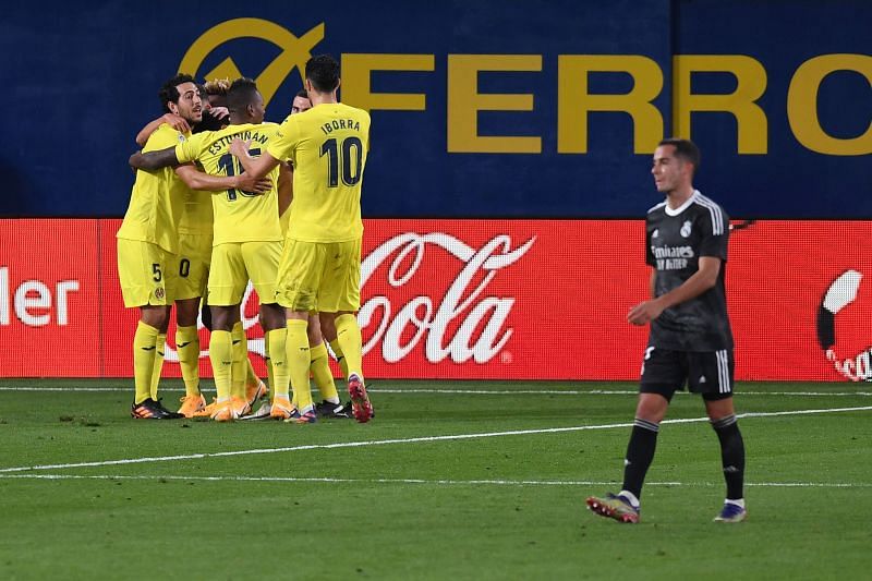 Villarreal CF celebrate after scoring the equalizer