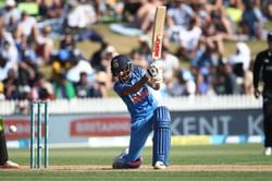 Ind vs Aus 2020: "Tere se lena padega bat lagra hai" - Suryakumar Yadav takes a funny dig at Yuzvendra Chahal's batting practice sessions