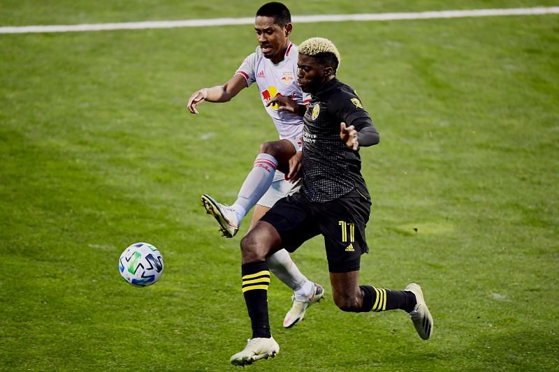 New York Red Bulls v Columbus Crew SC: Round One - MLS Cup Playoffs